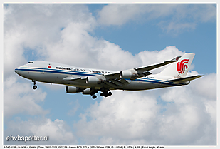 China - Air China Cargo_B-747-412F - B-2409_EHAM