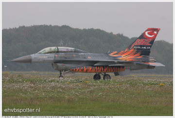 F-16D-50-CF - 93-0696_EHVK
