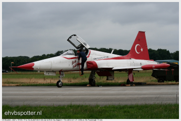 NF-5A-2000 - 3027_EHVK