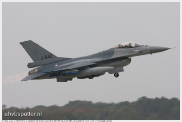 F-16AM - J-642_EHVK