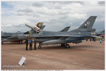 F-16AM - J-881_EGVA
