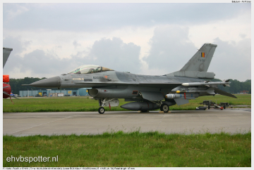 2004_06_18_08_15_49_F-16AM - FA-68