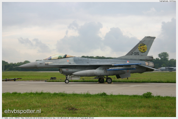 2004_06_18_08_16_52_F-16AM - J-015