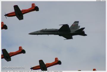 2004_06_18_09_34_26_F-A-18C-49-MC - J-5011