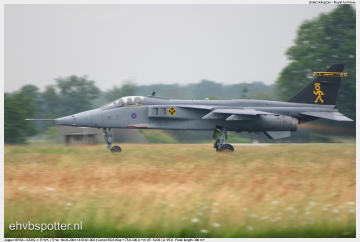 2004_06_18_14_56_00_Jaguar GR3A - XZ392