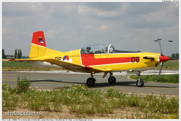 2004_06_29_13_53_50_PC-7 - L-06