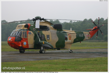 2004_07_20_14_06_25_Sea King Mk.48 - RS-01