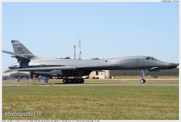 2006_07_15_16_57_02_B-1B - 85-0061