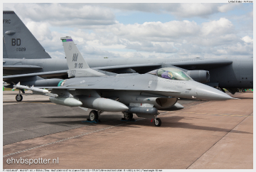 2009_07_18_13_07_14_F-16CG-40-CF - 89-2137