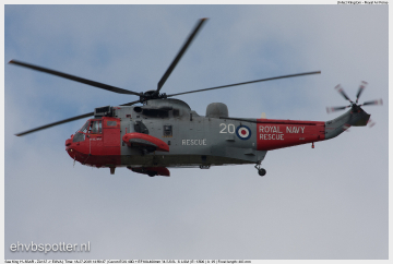 2009_07_18_14_59_37_Sea King HU5 - ZA137