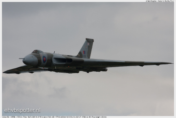 2009_07_18_16_47_55_Vulcan B2 - G-VLCN - XH558-2