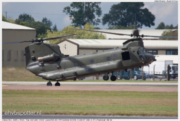 2009_07_18_16_50_07_Chinook HC2 - ZA670