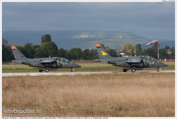 2009_10_12_10_52_56_Alpha Jet E - Formation