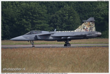 2013_06_14_10_08_48_JAS39C - 9235