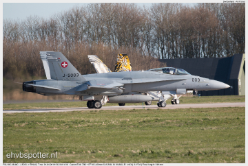 2019_04_01_09_23_01_F-A-18C-48-MC - J-5003