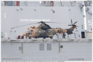 2026-02-27 Rotterdam harbour - Turkish vessel with choppers