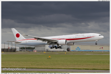 2026_06_13_18_38_23_B-777-300ER - 80-1112