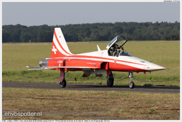 2026_06_26_18_20_45_F-5E - J-3084