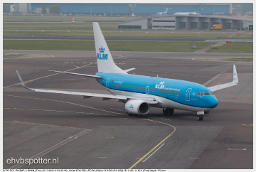 B-737-7K2 - PH-BGP_EHAM